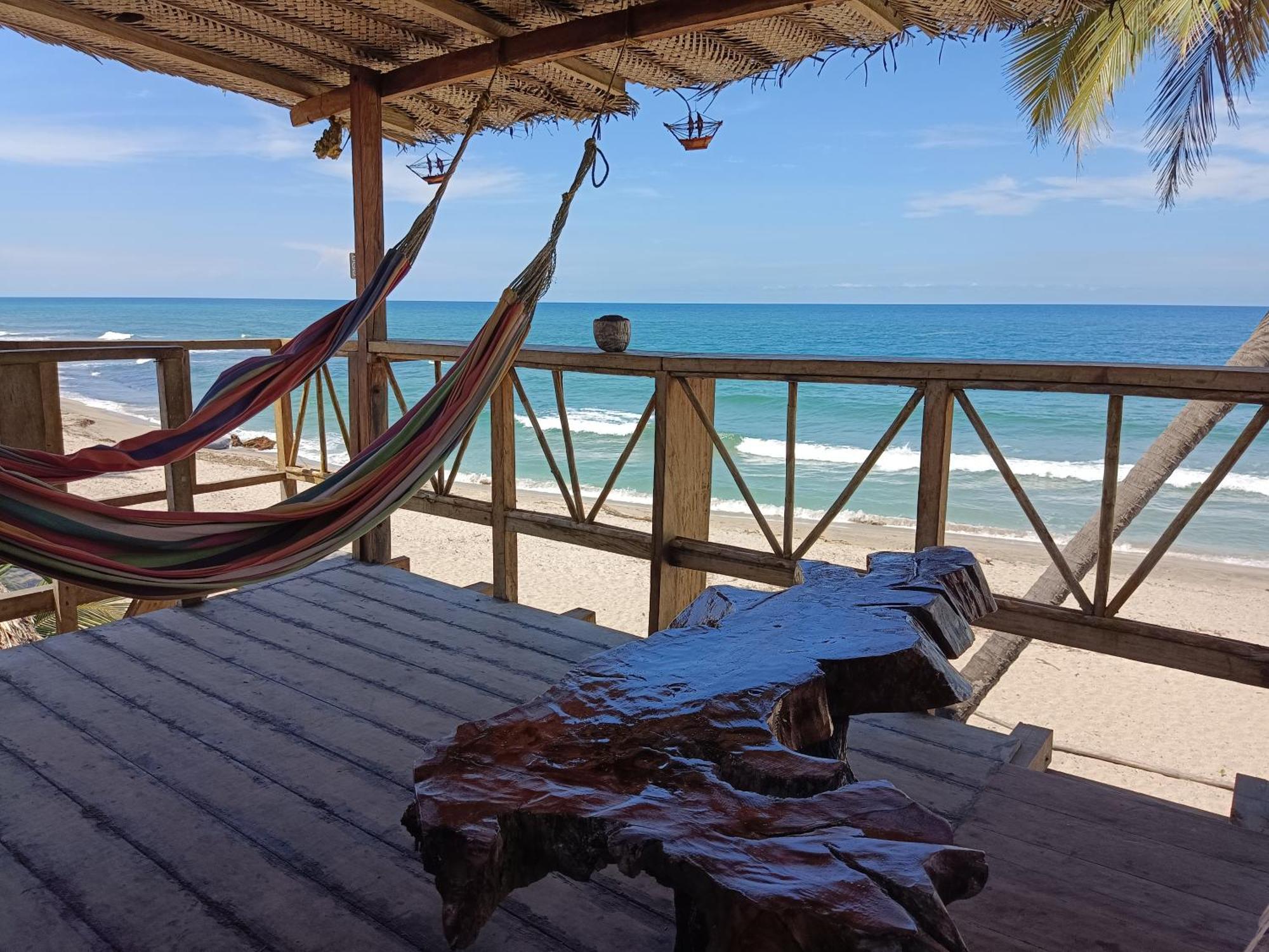 Bob Marley Beach Guachaca Екстериор снимка