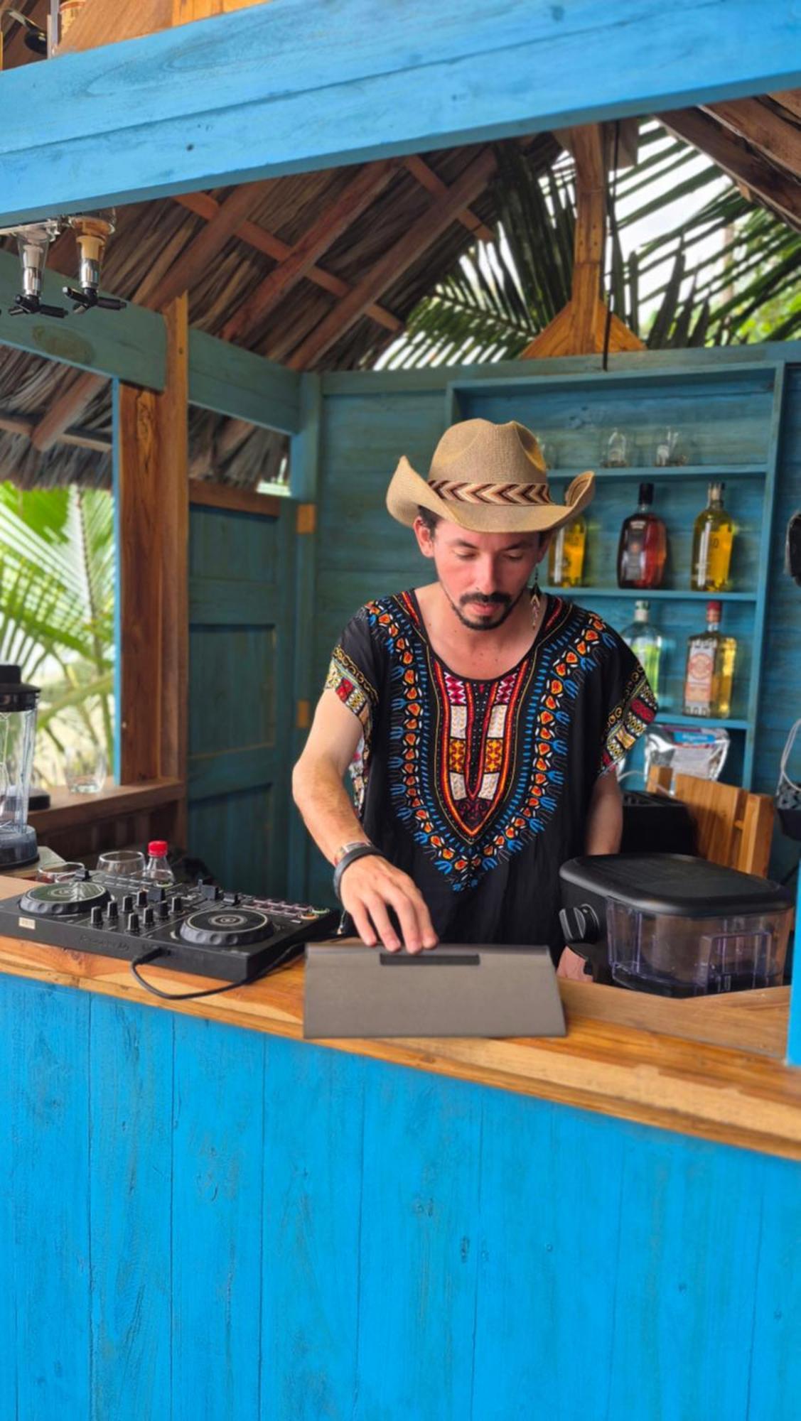 Bob Marley Beach Guachaca Екстериор снимка